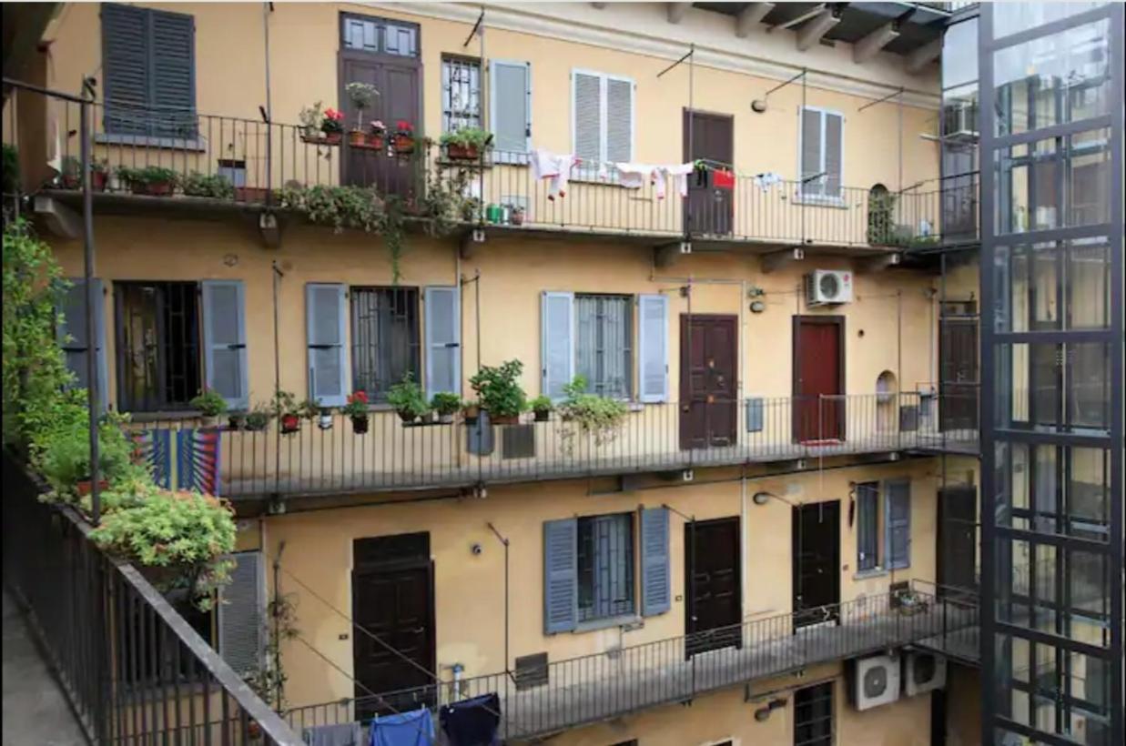 B&B Il Ballatoio Milan Luaran gambar